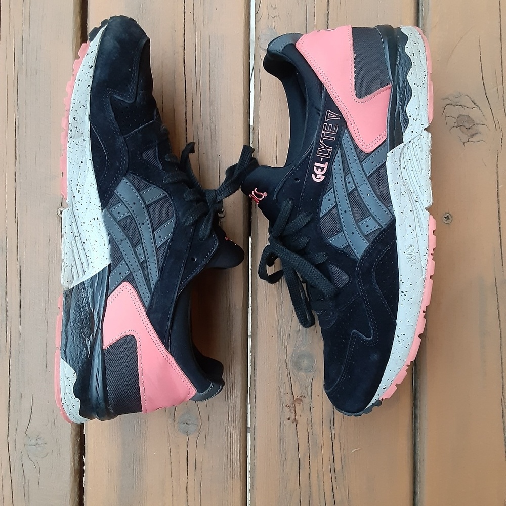 Men's Asics (SOLD)